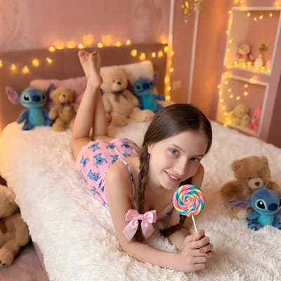 aria_pink
